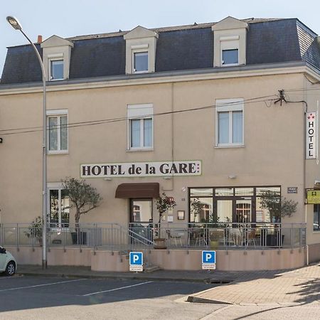 Hotel De La Gare Thouars Kültér fotó