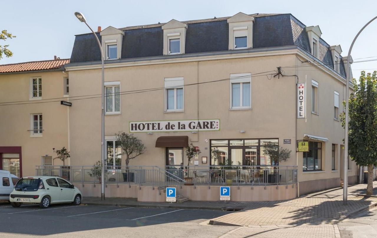 Hotel De La Gare Thouars Kültér fotó